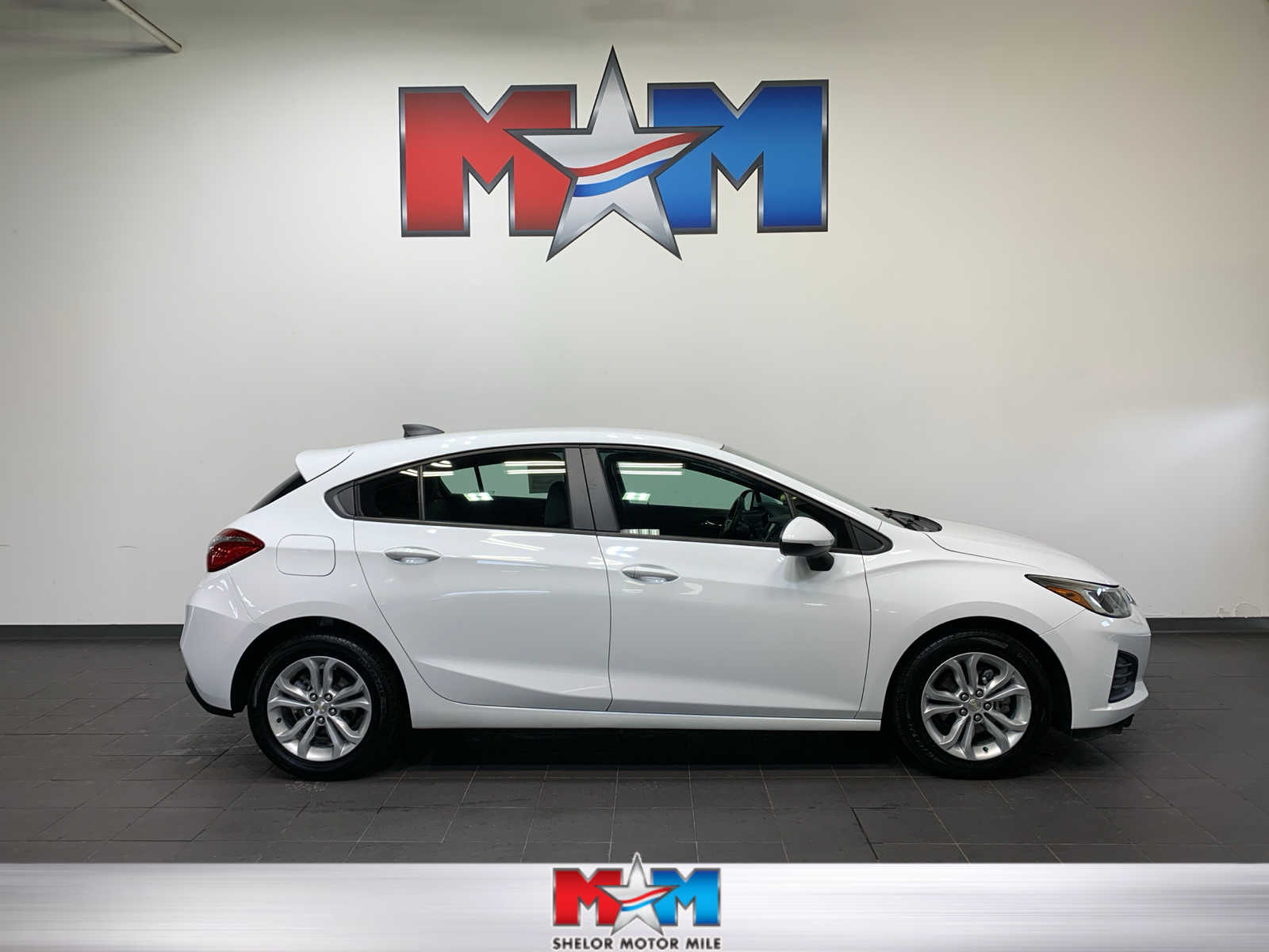 used 2019 Chevrolet Cruze car, priced at $16,789