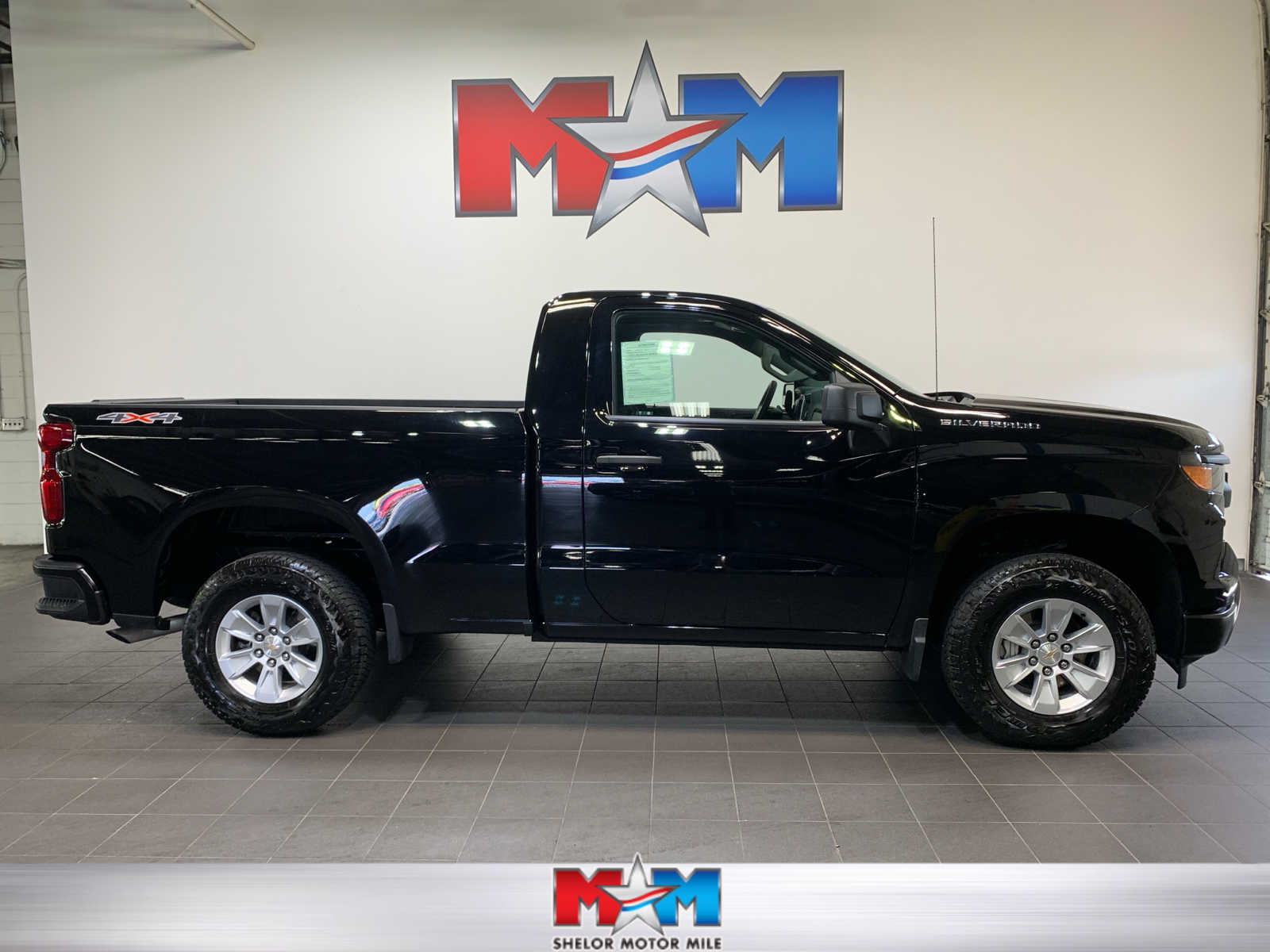 used 2024 Chevrolet Silverado 1500 car, priced at $38,785