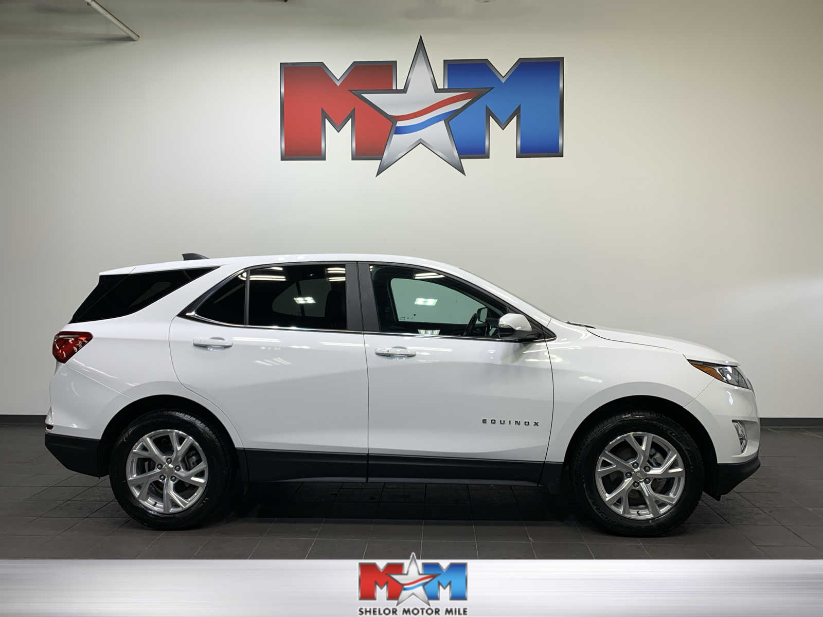 used 2021 Chevrolet Equinox car, priced at $28,989