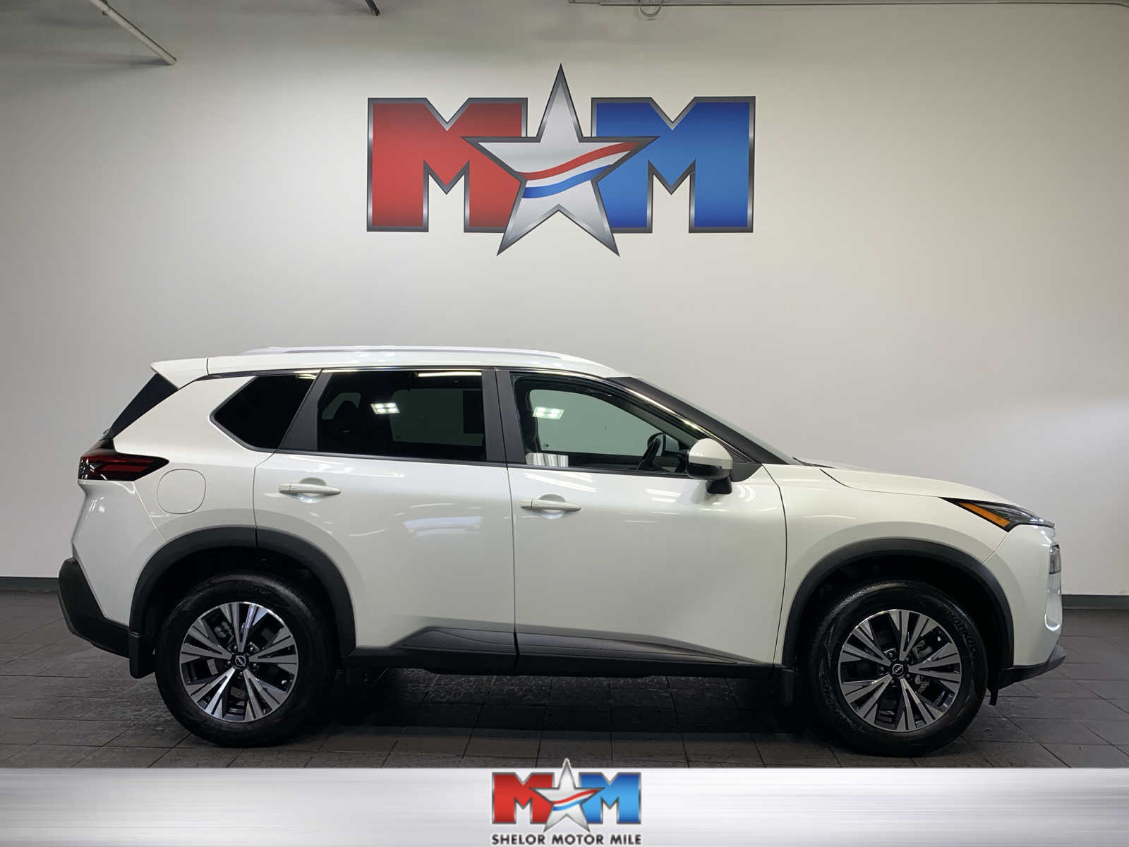 used 2023 Nissan Rogue car, priced at $31,989