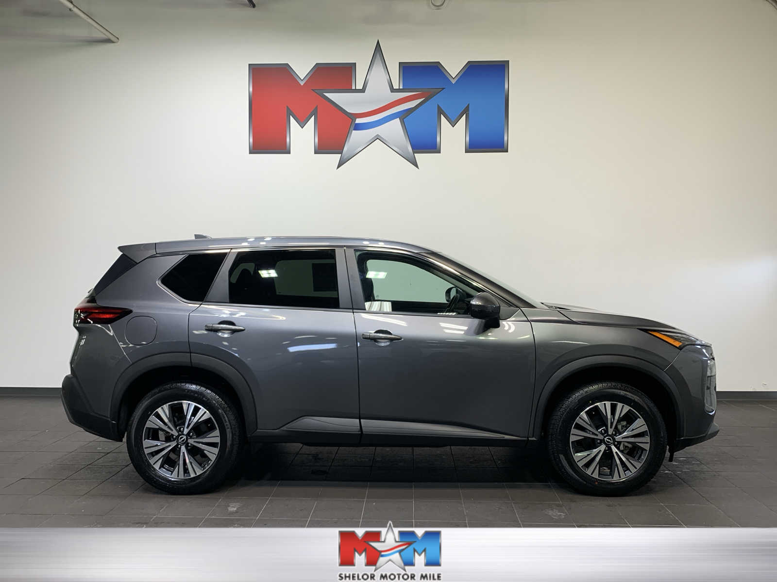 used 2022 Nissan Rogue car, priced at $29,989
