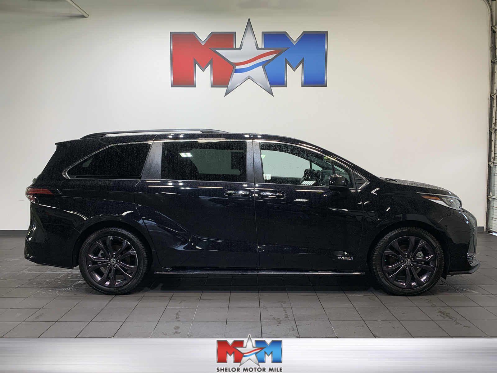 used 2021 Toyota Sienna car, priced at $41,985