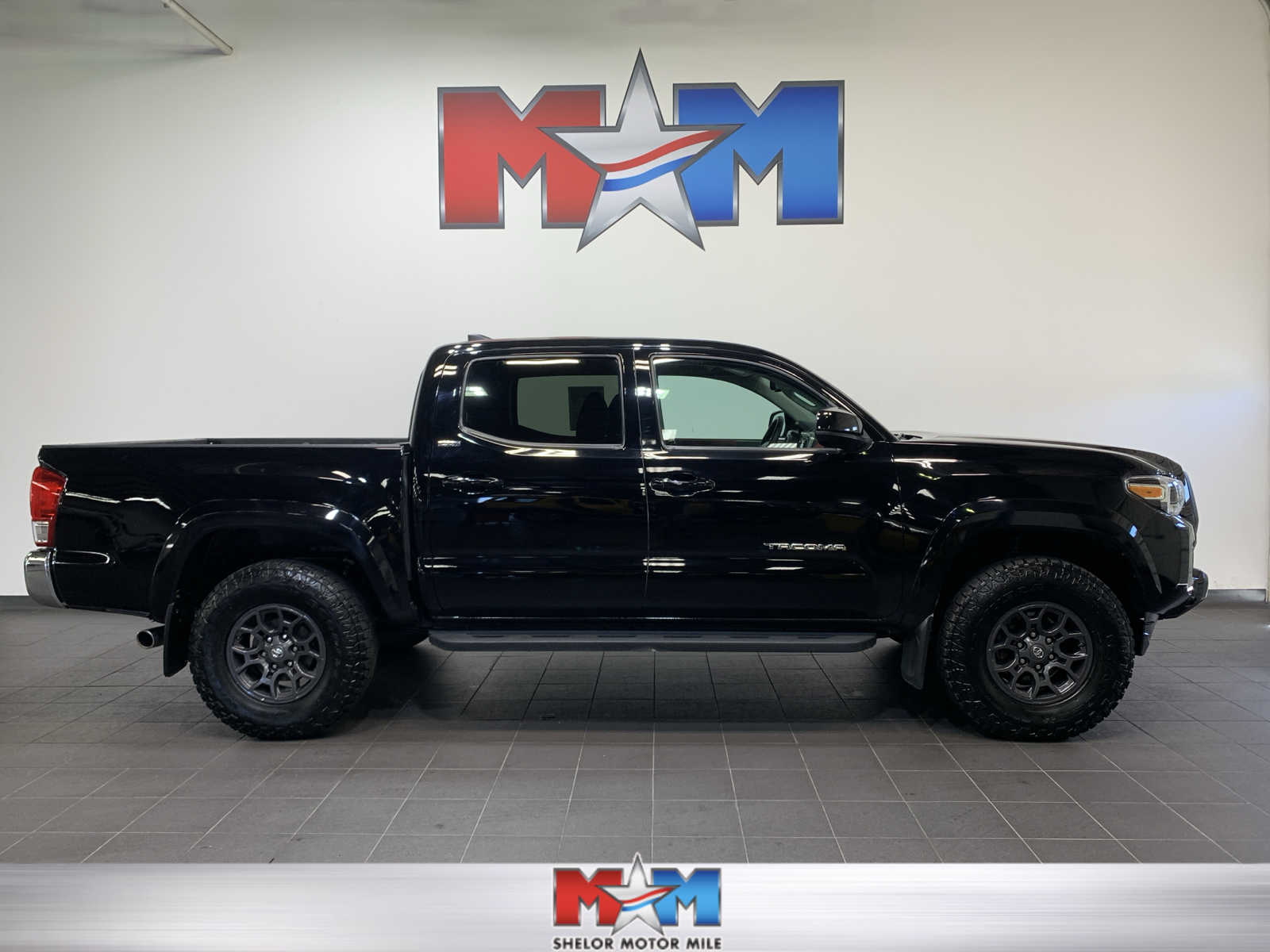 used 2017 Toyota Tacoma car, priced at $29,989
