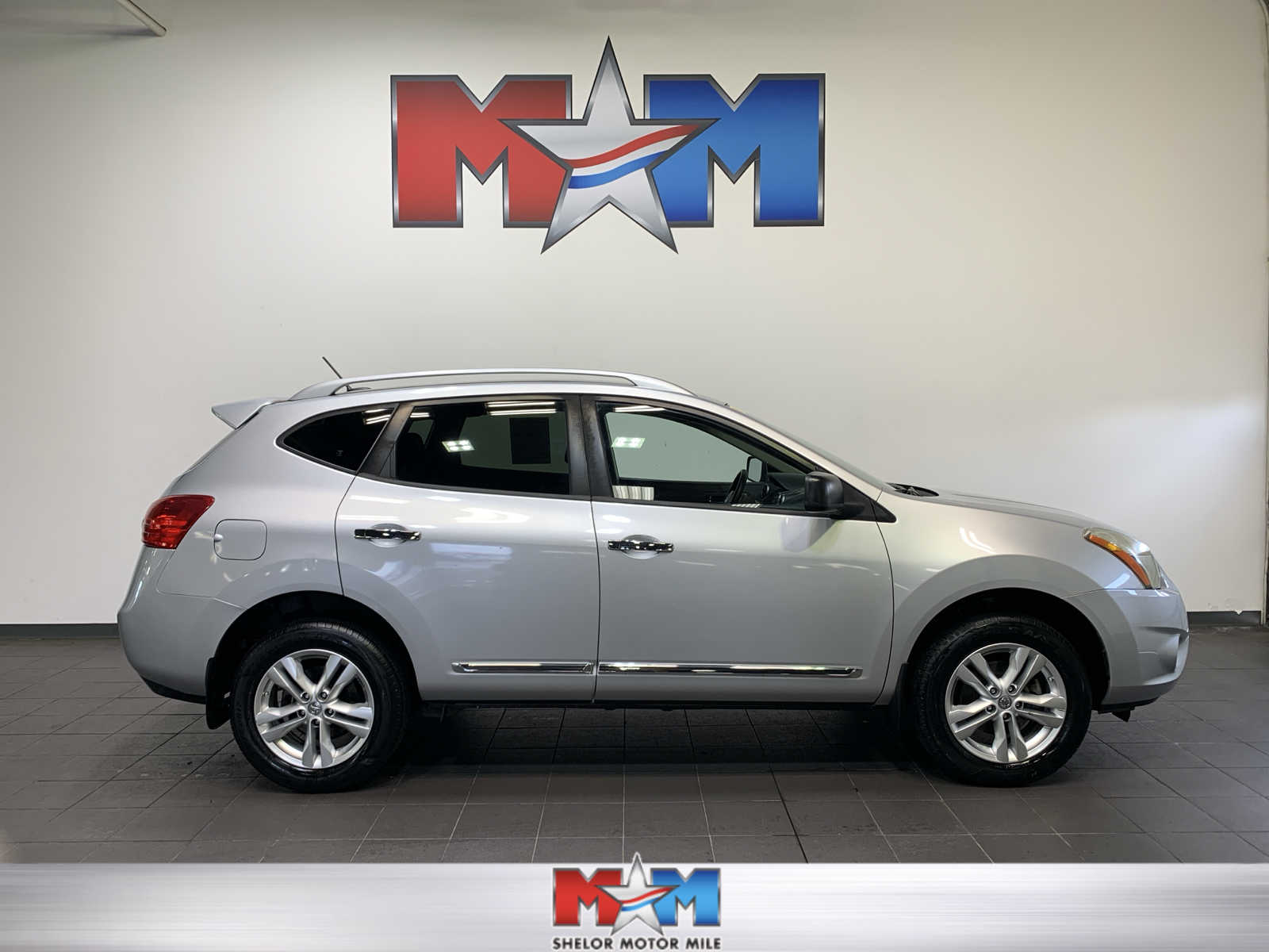 used 2015 Nissan Rogue Select car, priced at $11,489