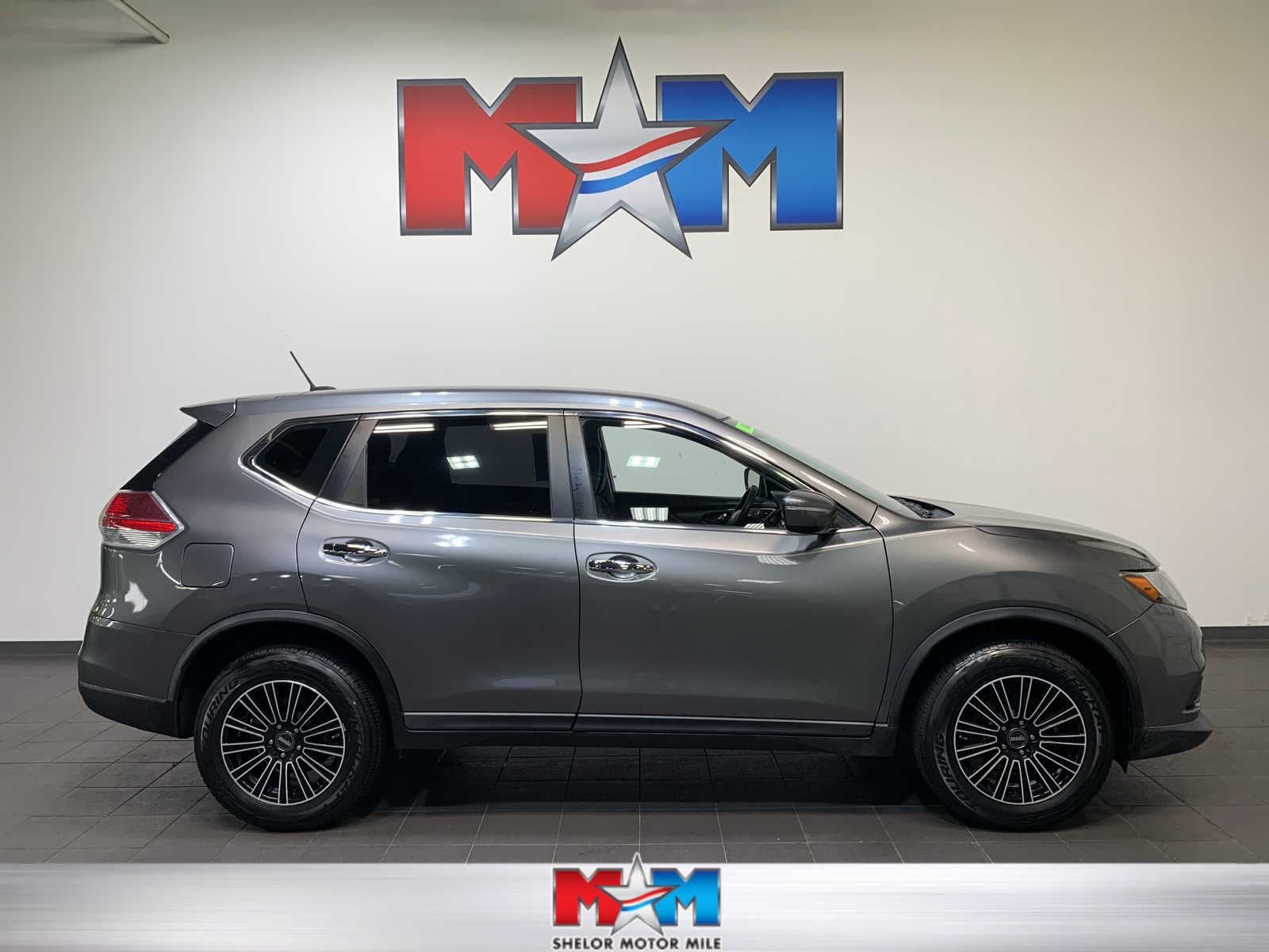 used 2015 Nissan Rogue car, priced at $11,989