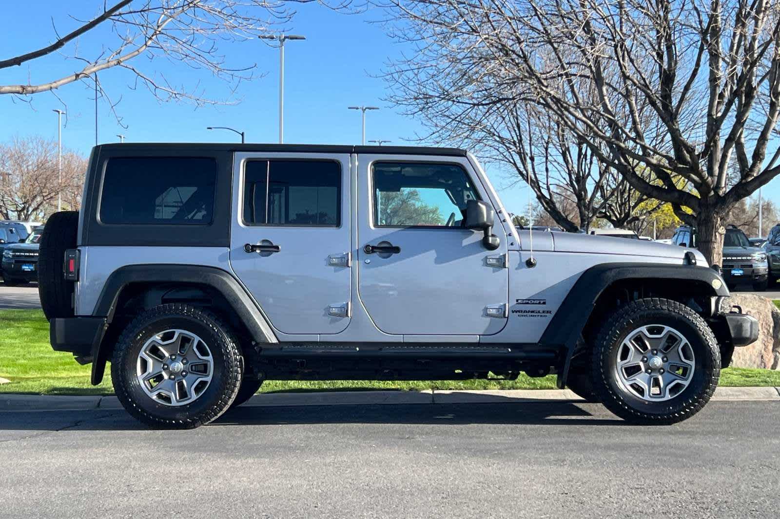 used 2016 Jeep Wrangler Unlimited car, priced at $22,995