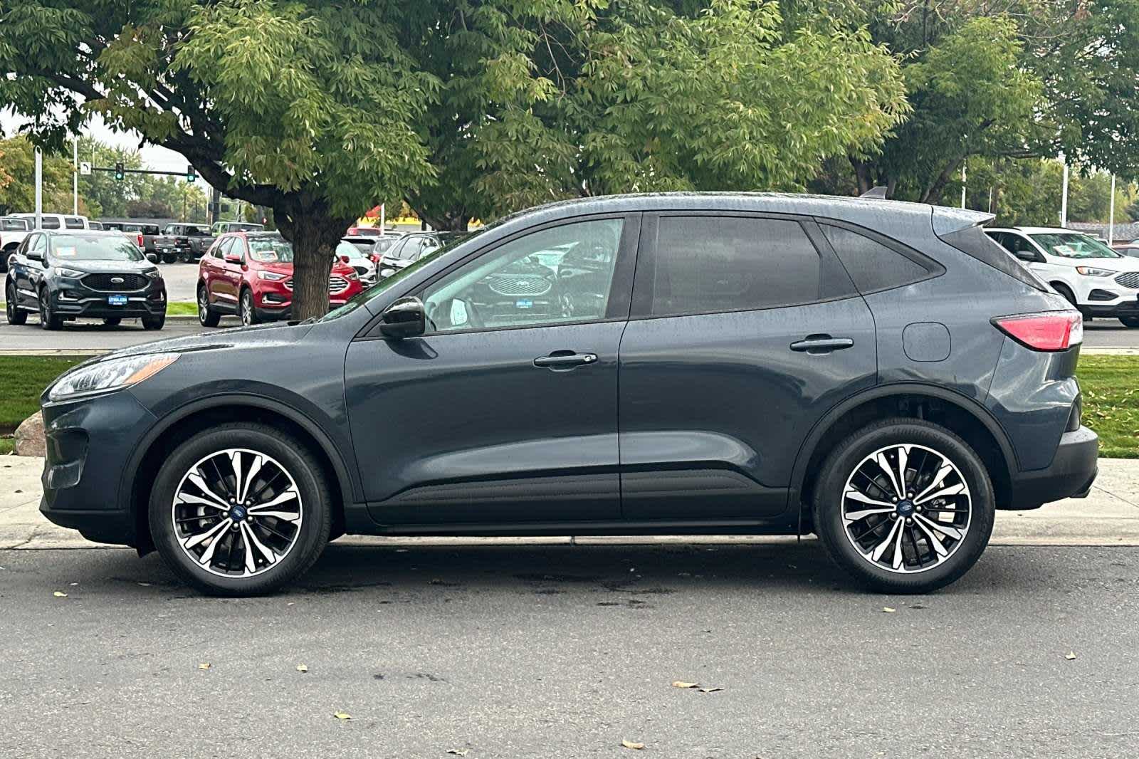 used 2022 Ford Escape car, priced at $19,995