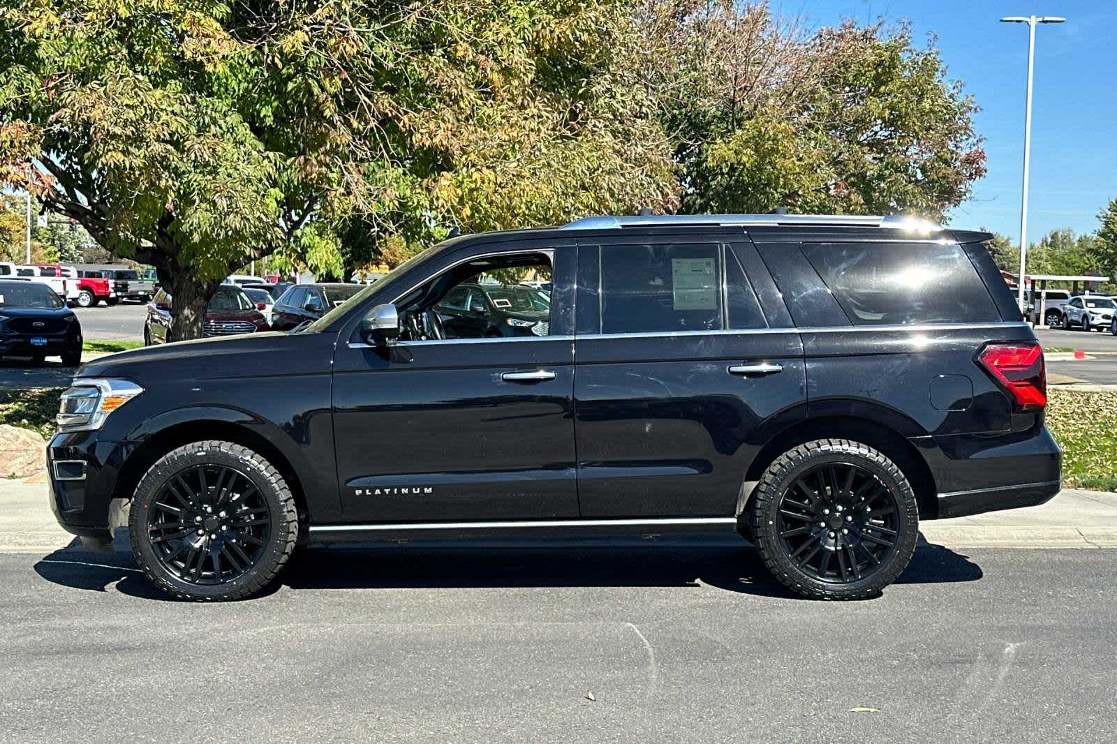 used 2022 Ford Expedition car, priced at $58,995