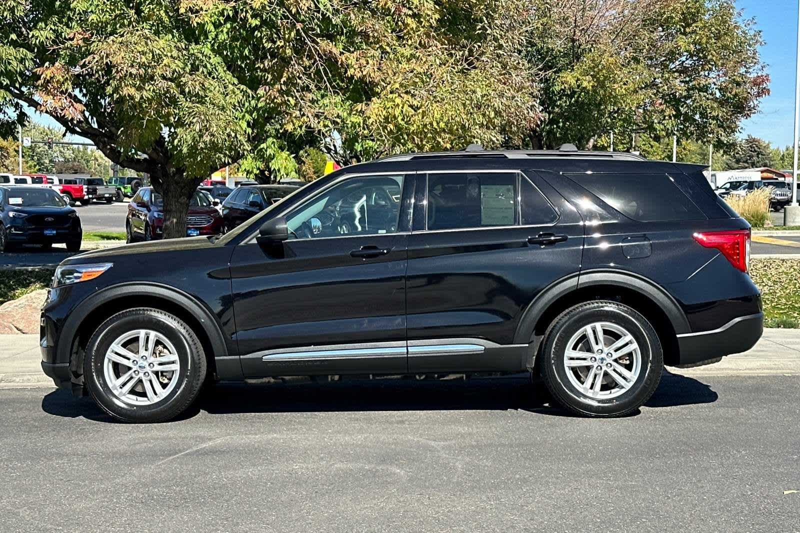 used 2022 Ford Explorer car, priced at $33,995