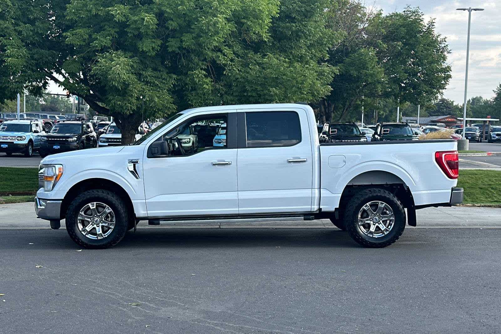 used 2022 Ford F-150 car, priced at $38,995