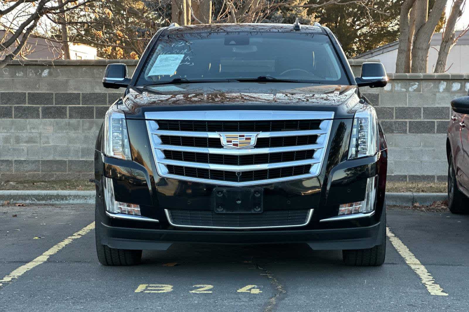 used 2019 Cadillac Escalade ESV car, priced at $32,995