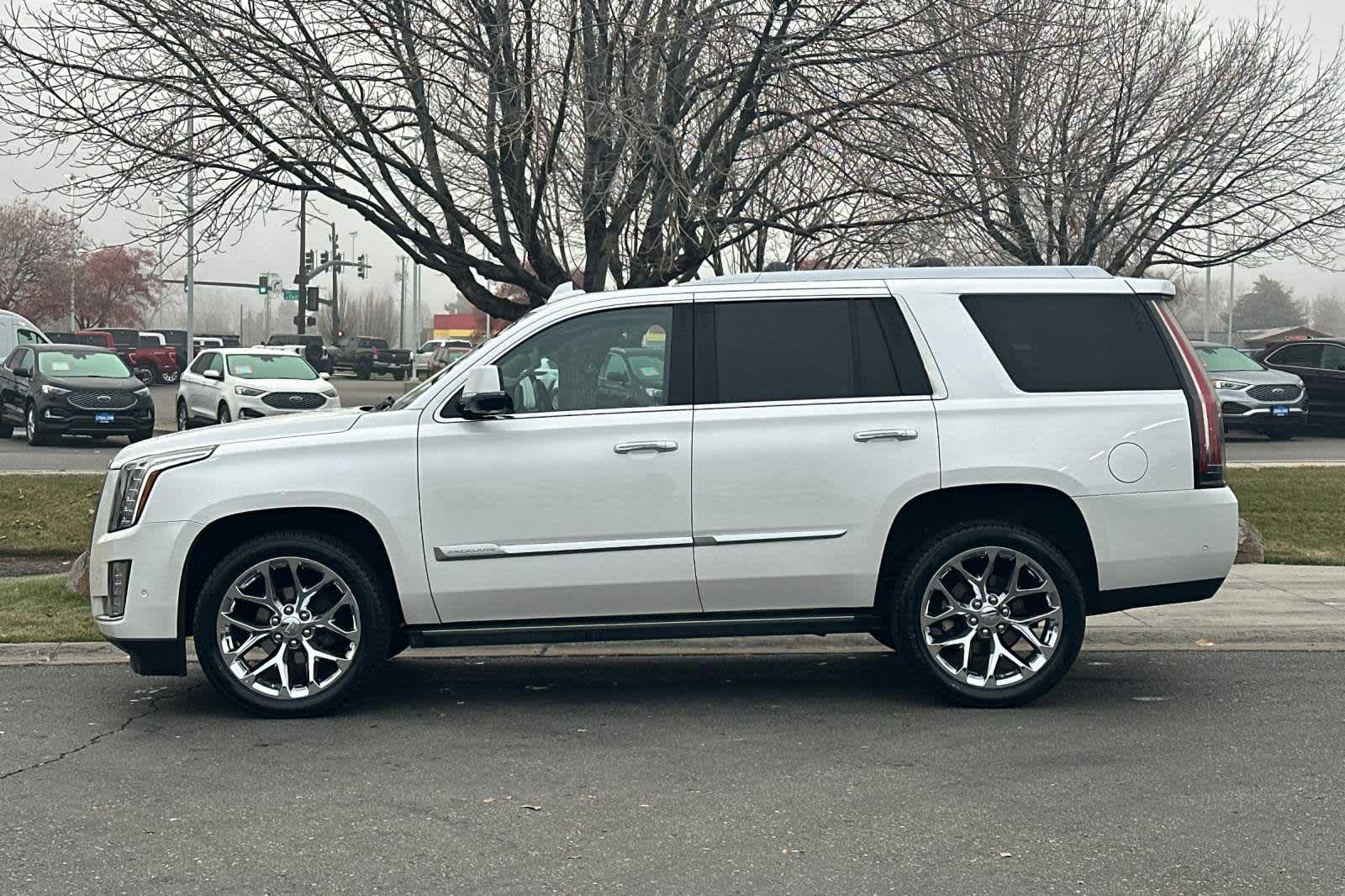 used 2019 Cadillac Escalade car, priced at $34,995