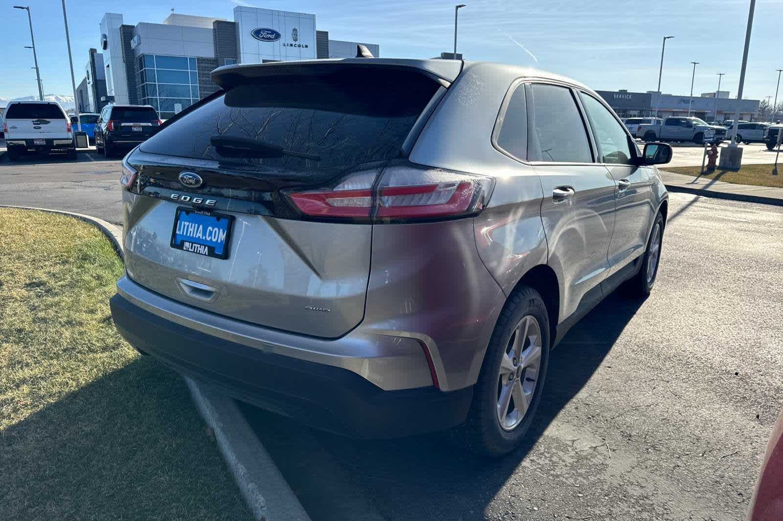 used 2024 Ford Edge car, priced at $30,995