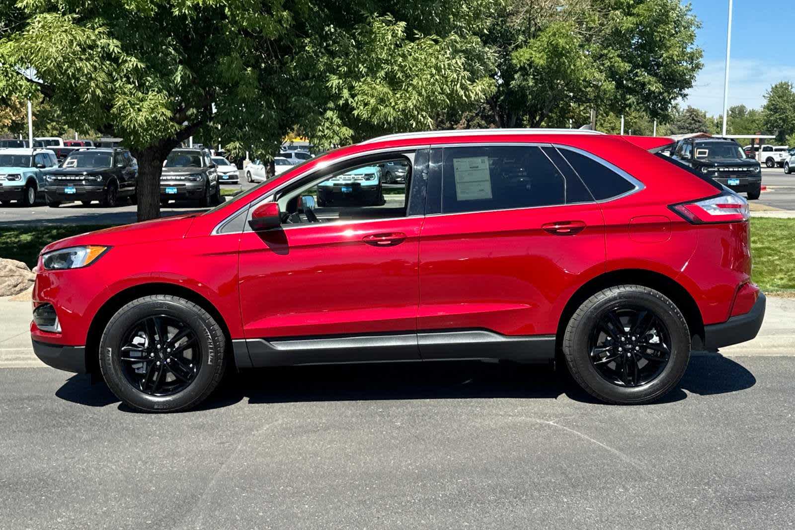 used 2024 Ford Edge car, priced at $32,995