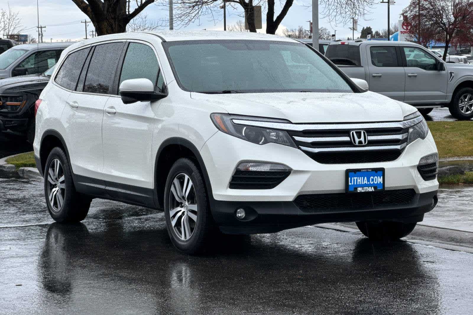 used 2017 Honda Pilot car, priced at $18,995