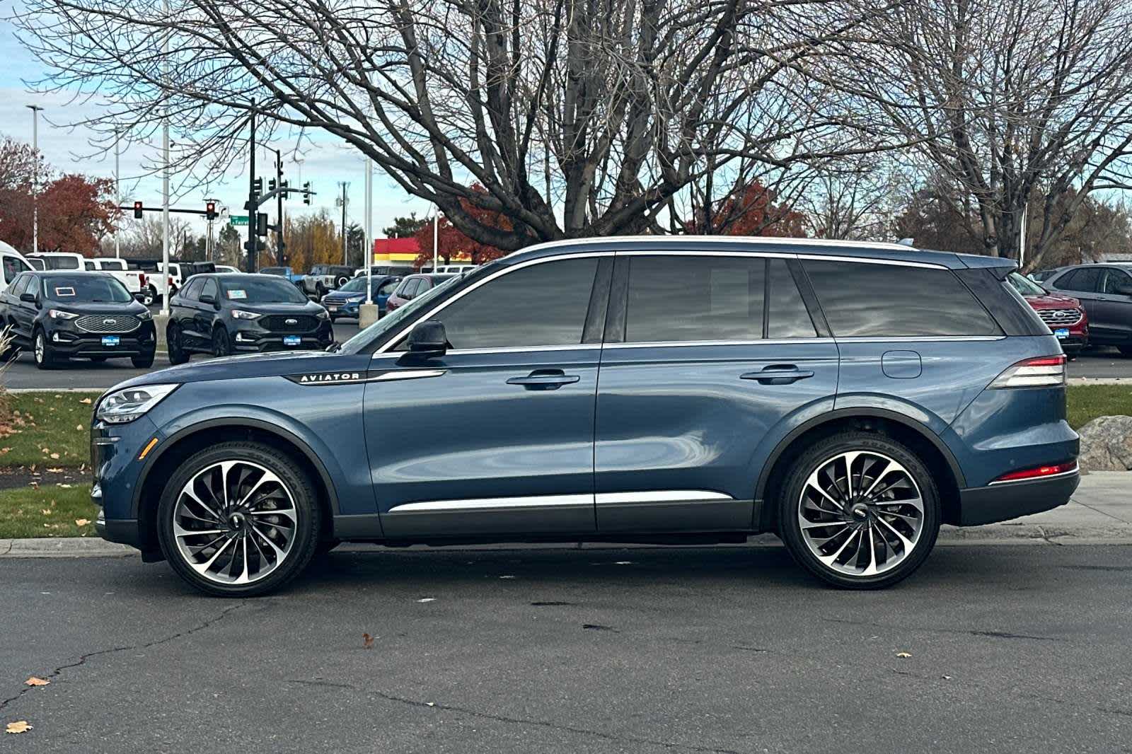 used 2020 Lincoln Aviator car, priced at $42,995