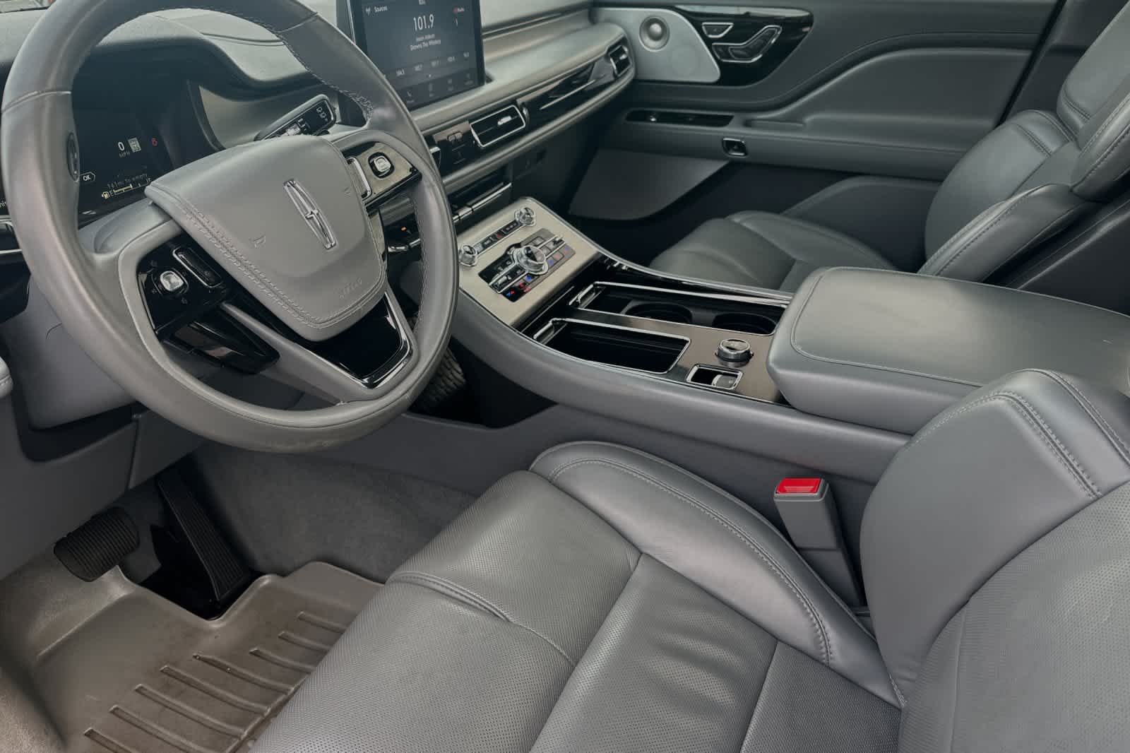 used 2020 Lincoln Aviator car, priced at $42,995