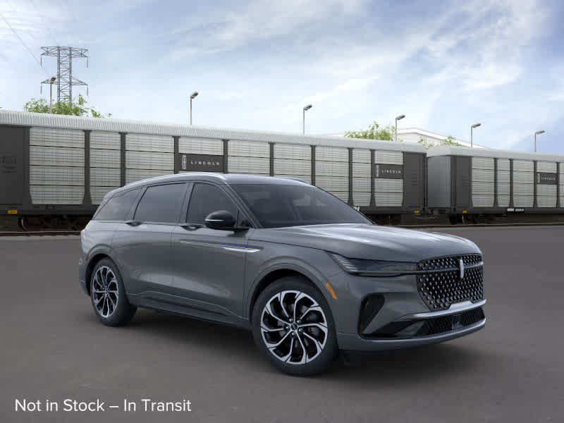 new 2025 Lincoln Nautilus car, priced at $69,910