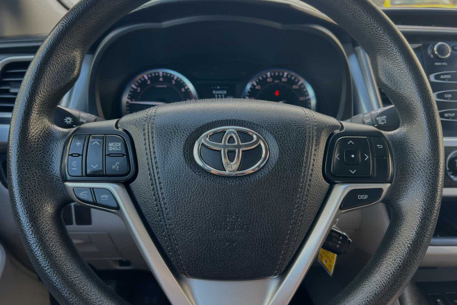 used 2015 Toyota Highlander car, priced at $14,995