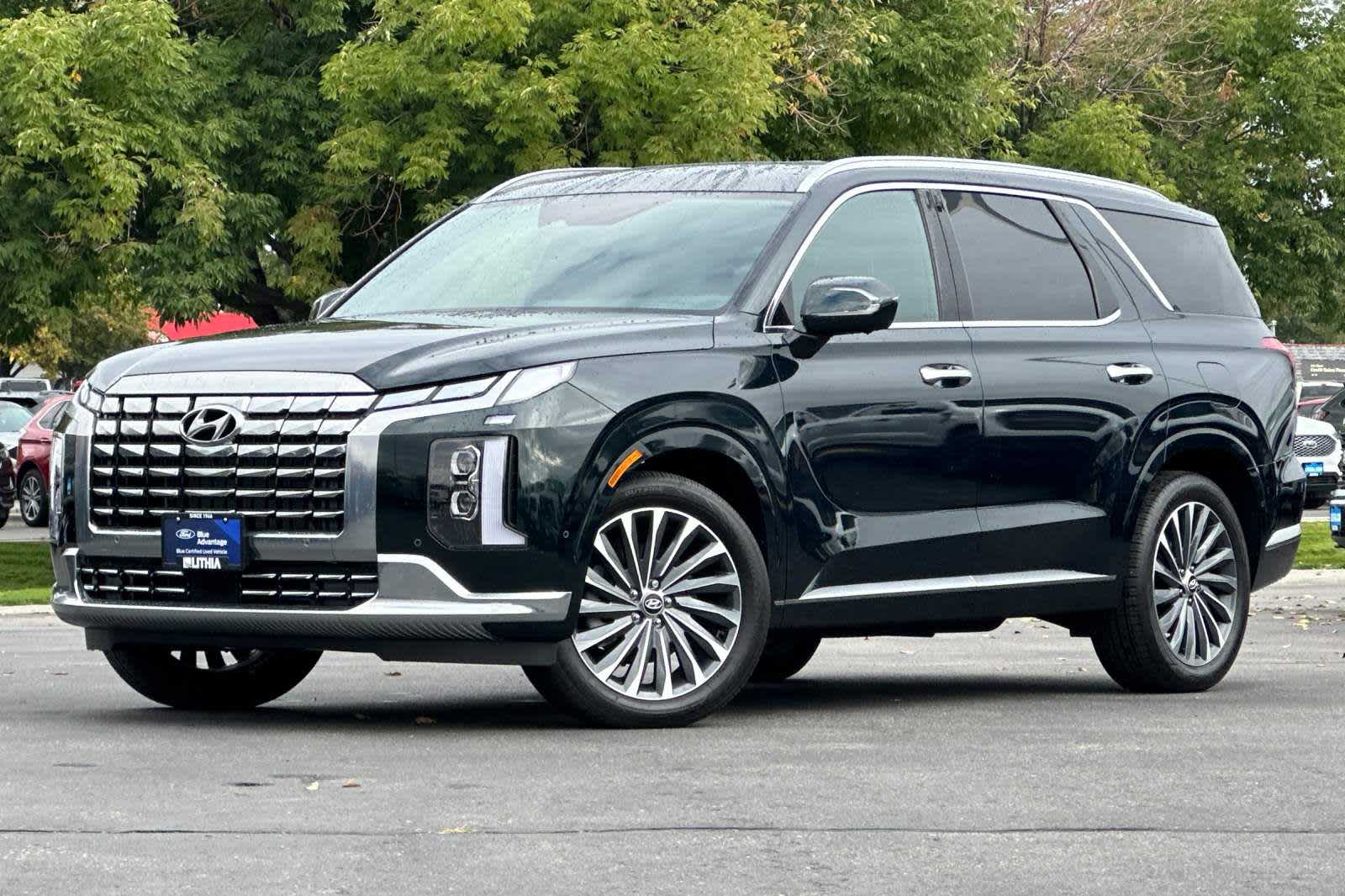 used 2024 Hyundai Palisade car, priced at $48,995