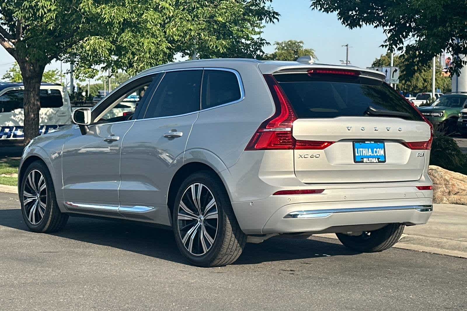 used 2022 Volvo XC60 car, priced at $39,995