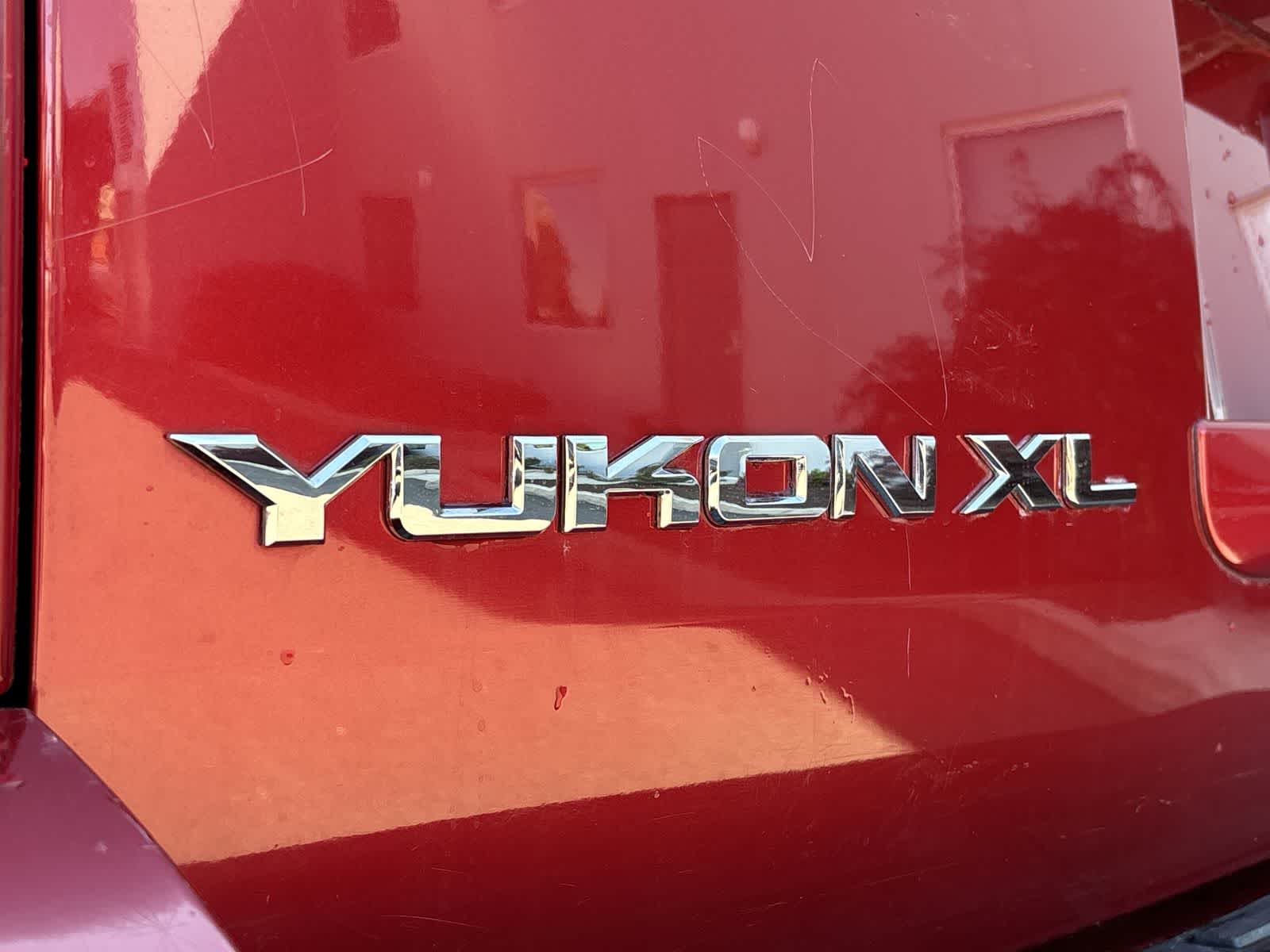 used 2014 GMC Yukon XL car, priced at $9,490