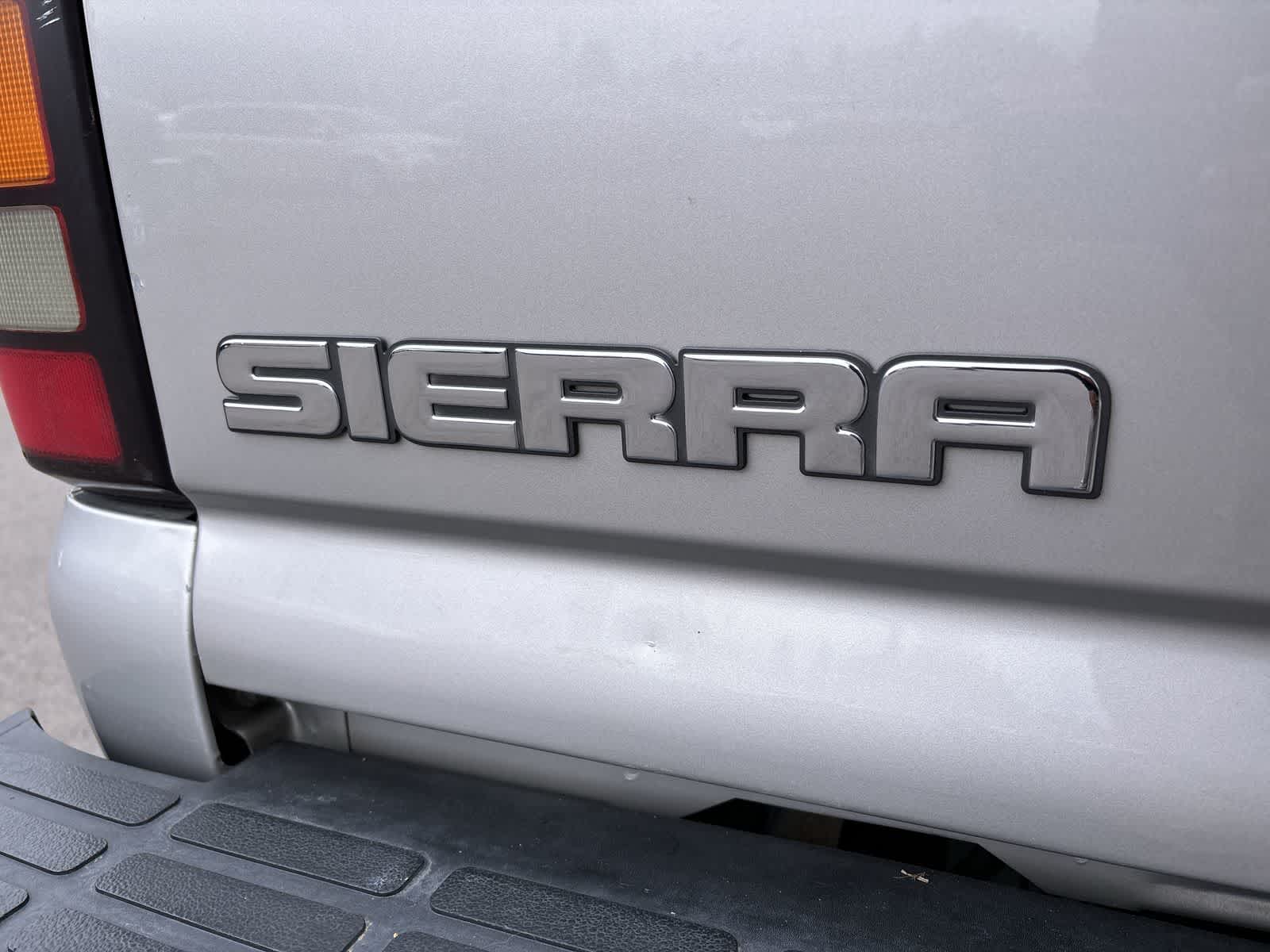 used 2007 GMC Sierra 1500 car, priced at $7,990