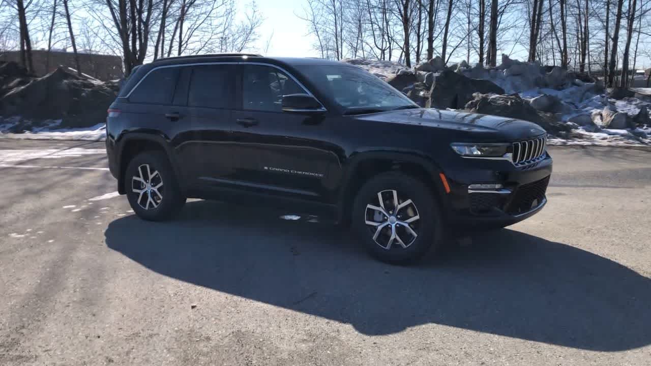 new 2024 Jeep Grand Cherokee car, priced at $50,630