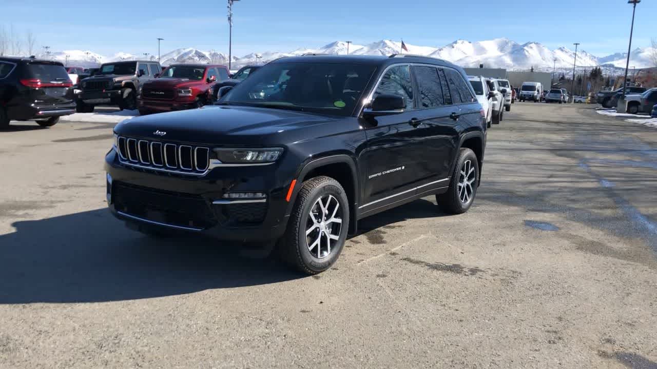 new 2024 Jeep Grand Cherokee car, priced at $50,630