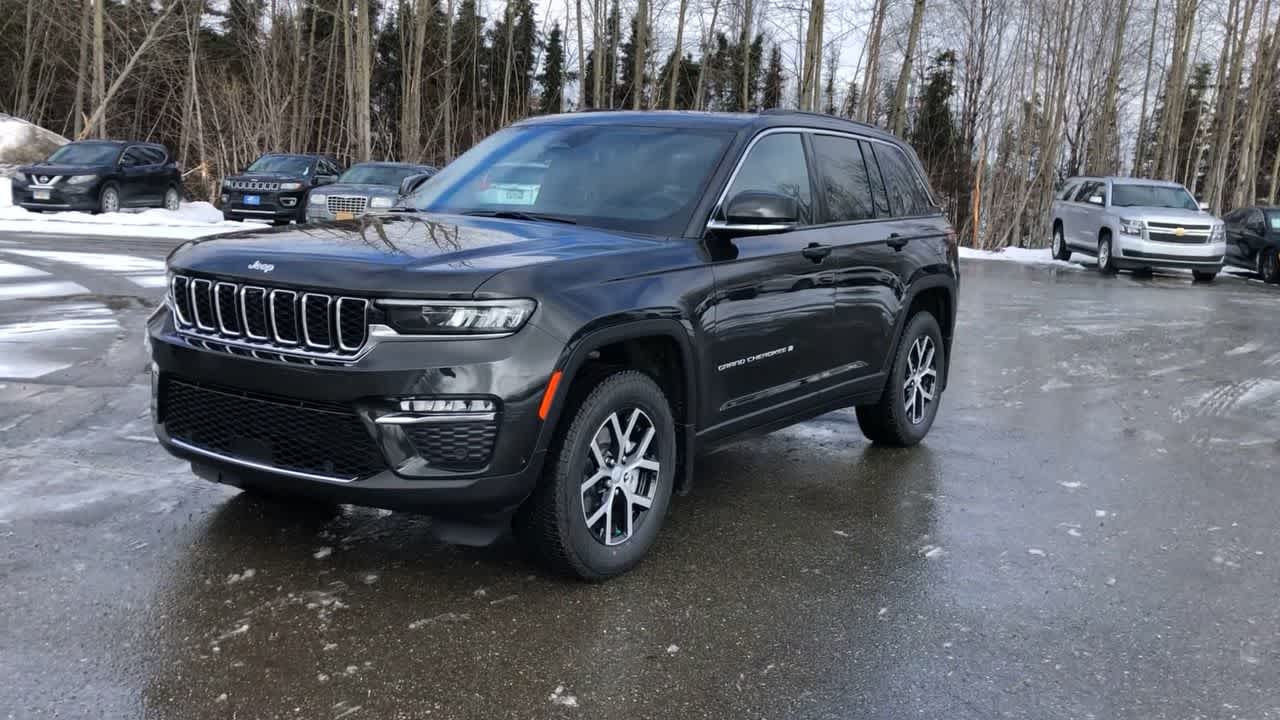 new 2024 Jeep Grand Cherokee car, priced at $50,630