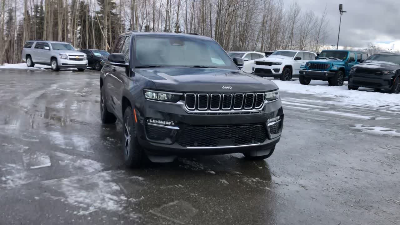 new 2024 Jeep Grand Cherokee car, priced at $50,630