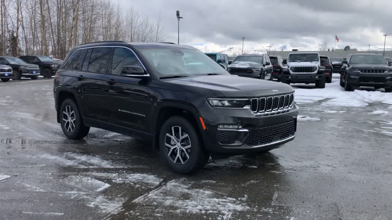 new 2024 Jeep Grand Cherokee car, priced at $50,630