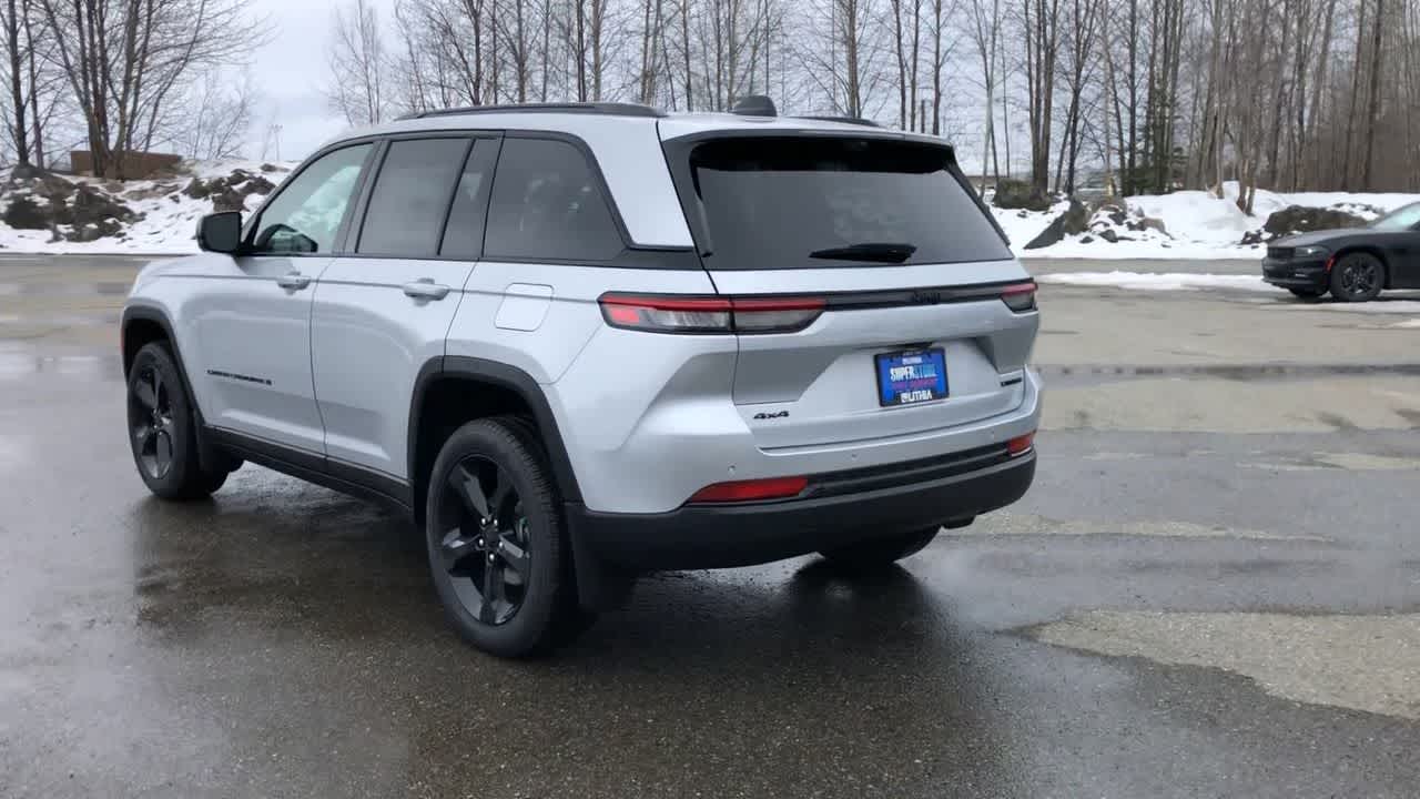 new 2024 Jeep Grand Cherokee car, priced at $52,855