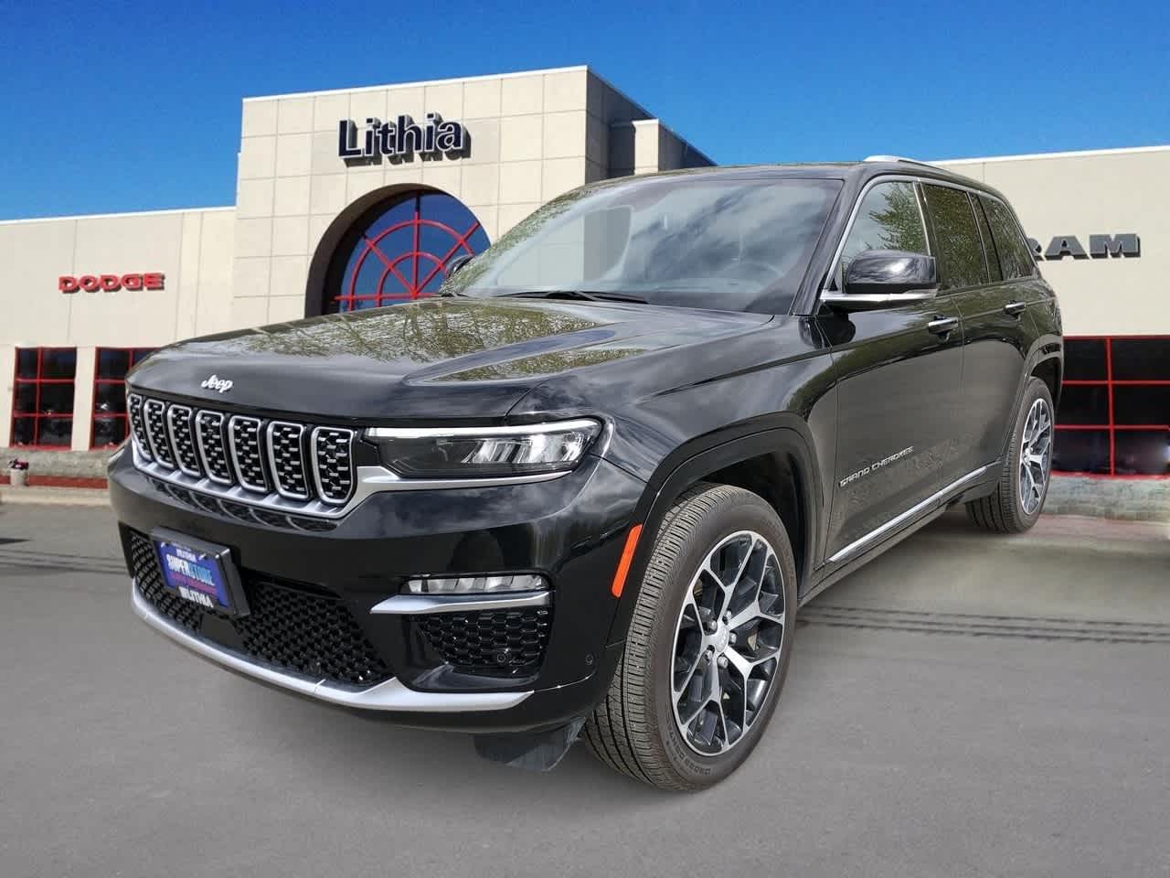 used 2022 Jeep Grand Cherokee car, priced at $55,590