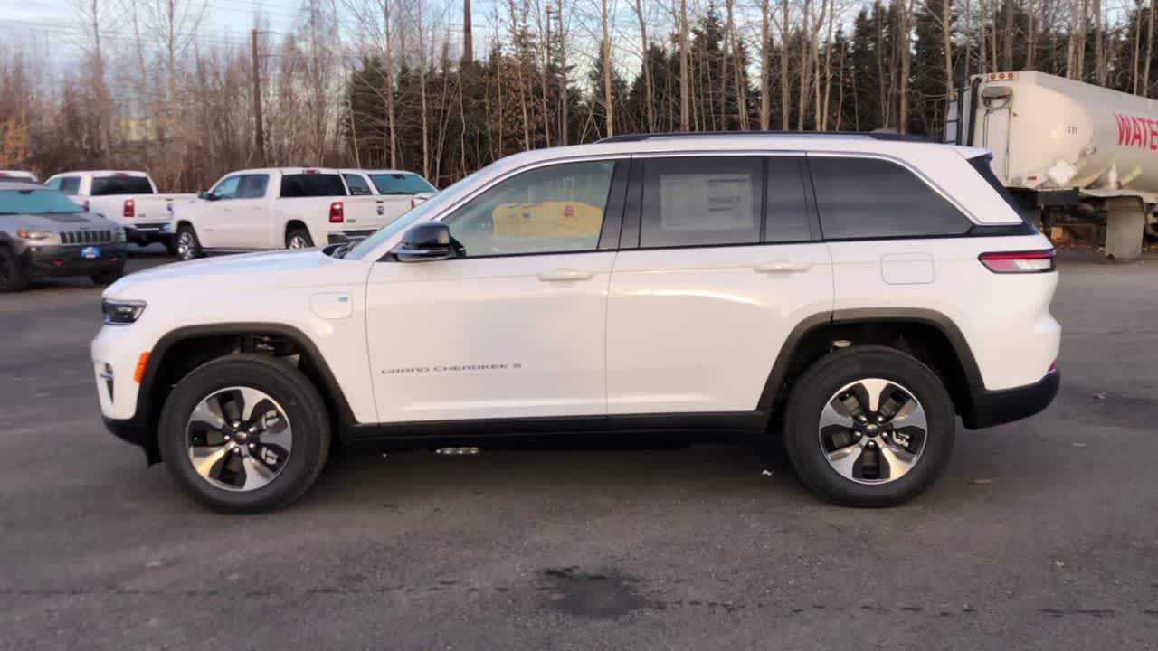 new 2024 Jeep Grand Cherokee 4xe car, priced at $54,225