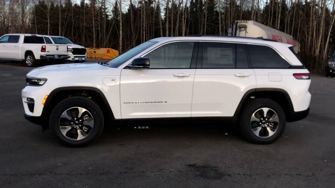 new 2024 Jeep Grand Cherokee 4xe car, priced at $54,225