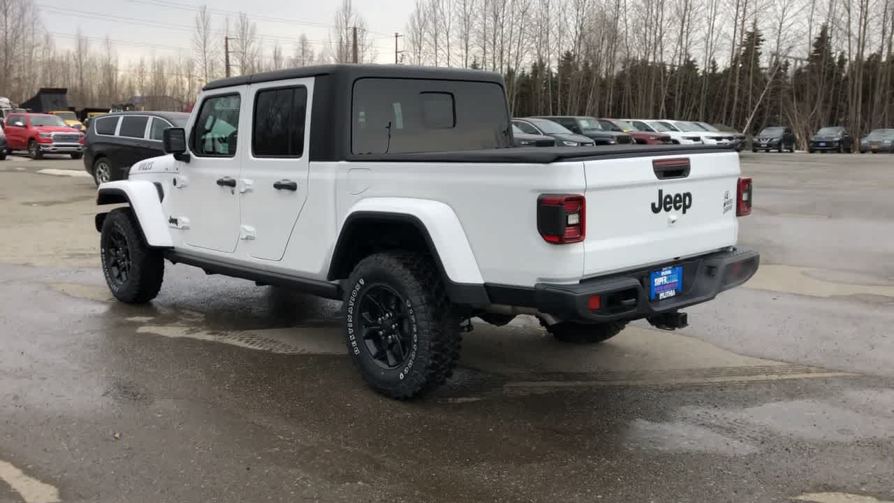 new 2024 Jeep Gladiator car, priced at $48,332