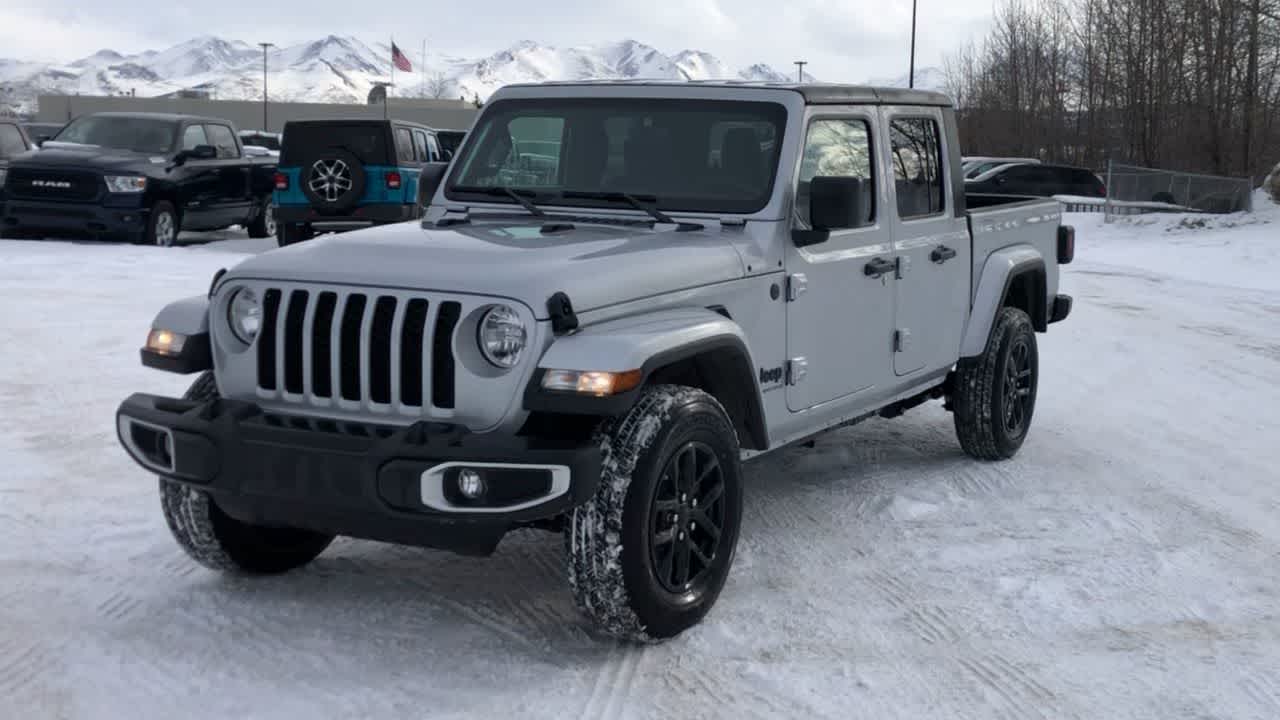 new 2023 Jeep Gladiator car, priced at $49,160