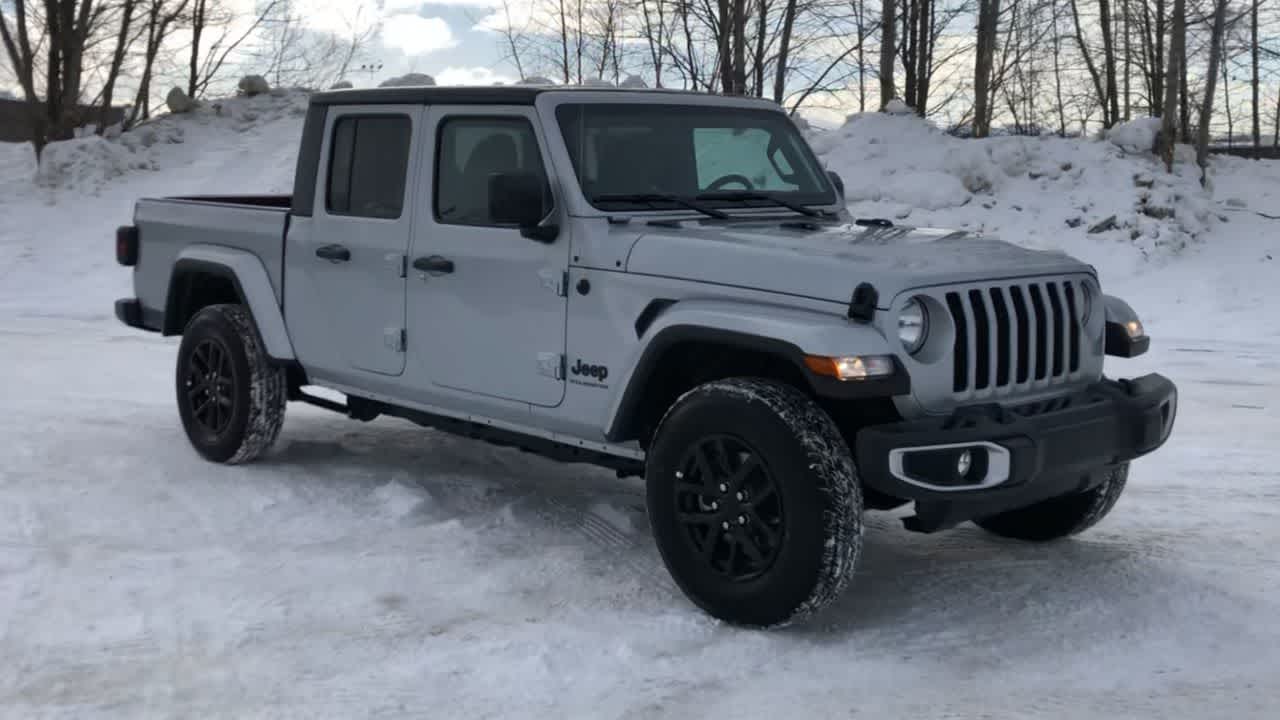 new 2023 Jeep Gladiator car, priced at $49,160