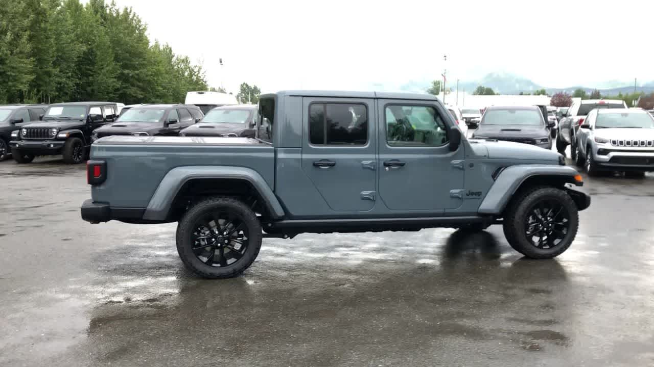 new 2024 Jeep Gladiator car, priced at $42,968