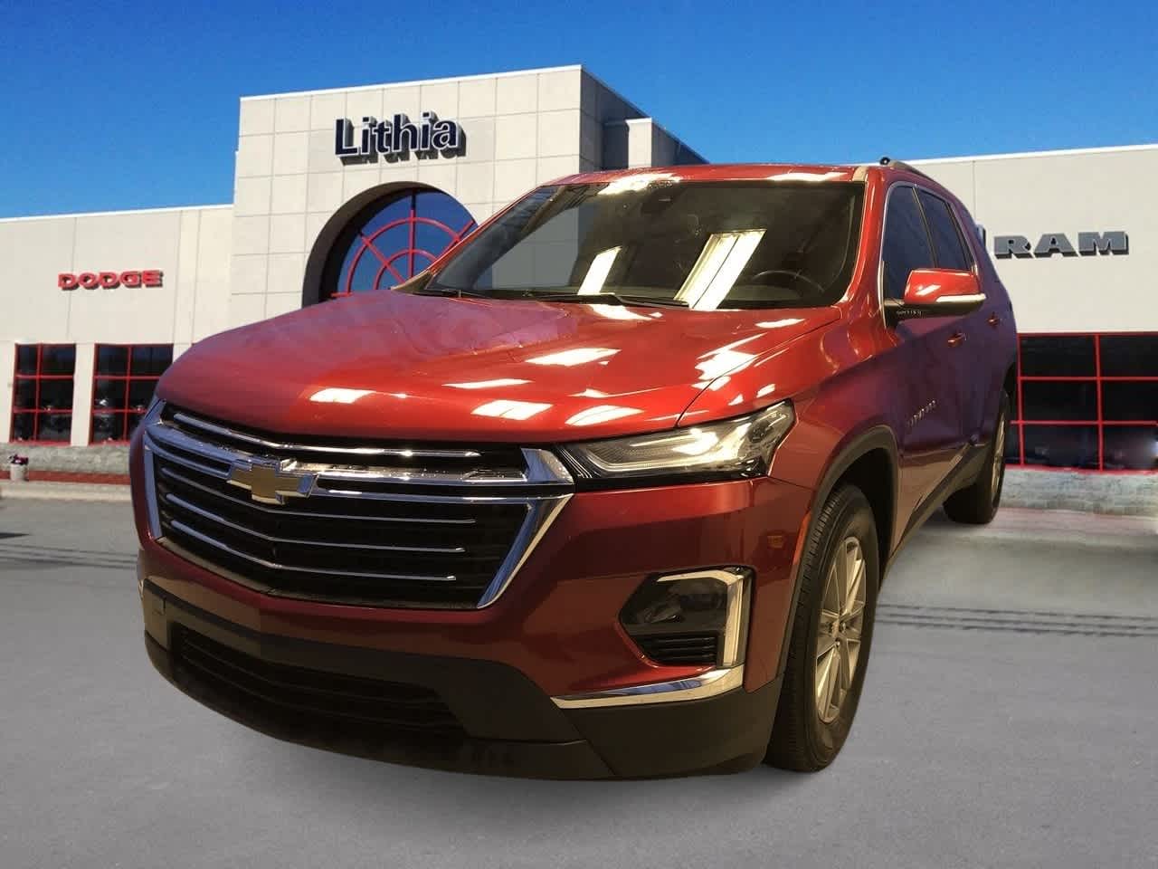 used 2023 Chevrolet Traverse car, priced at $32,199