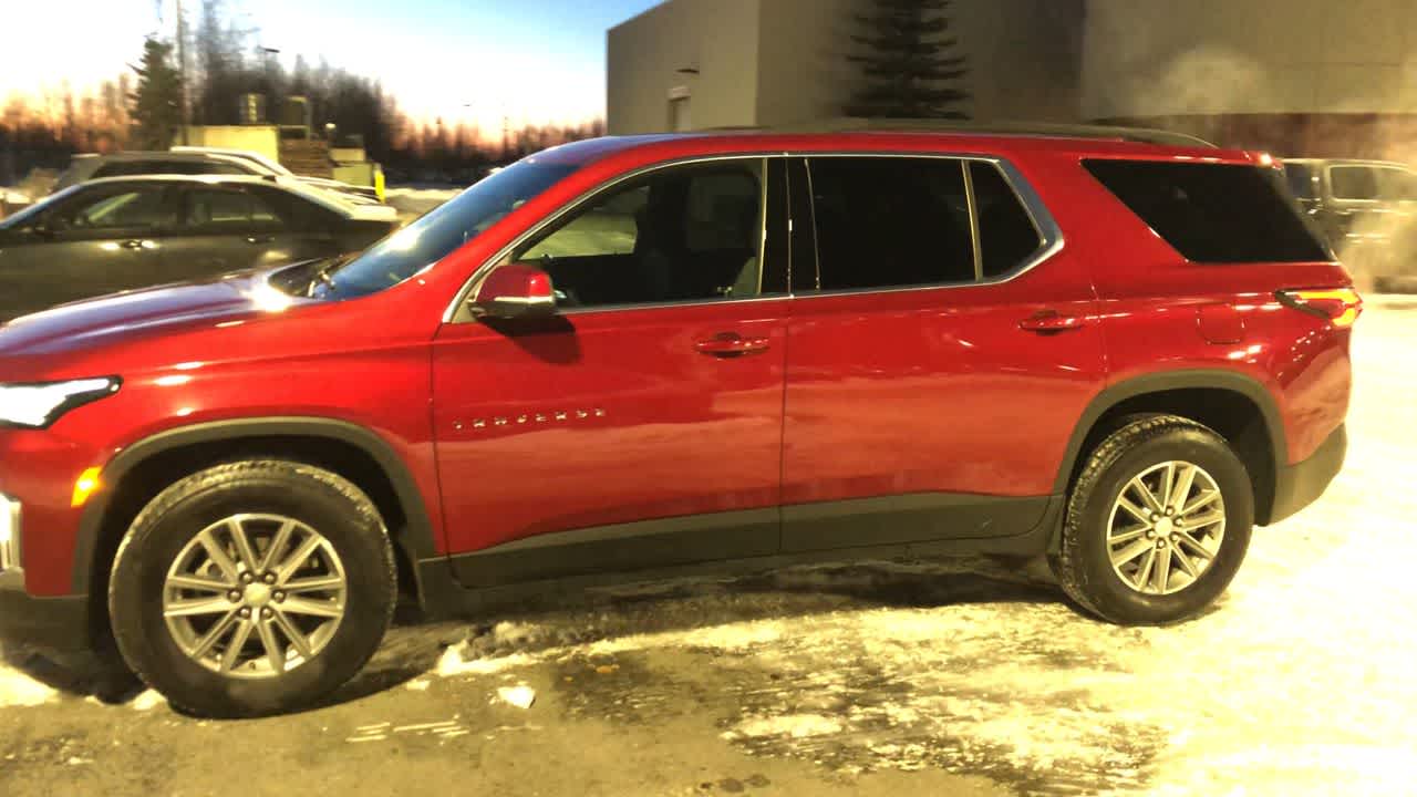 used 2023 Chevrolet Traverse car, priced at $32,199