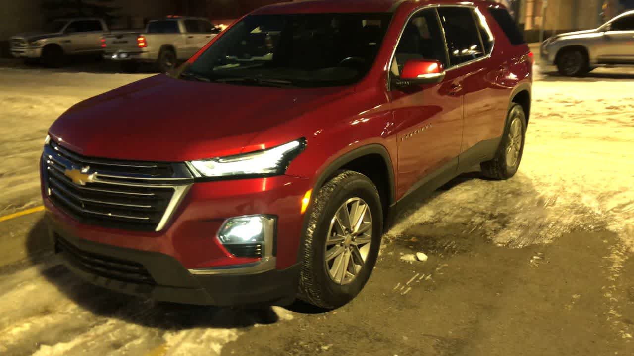 used 2023 Chevrolet Traverse car, priced at $32,199