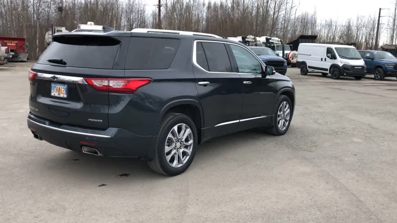 used 2020 Chevrolet Traverse car, priced at $35,500