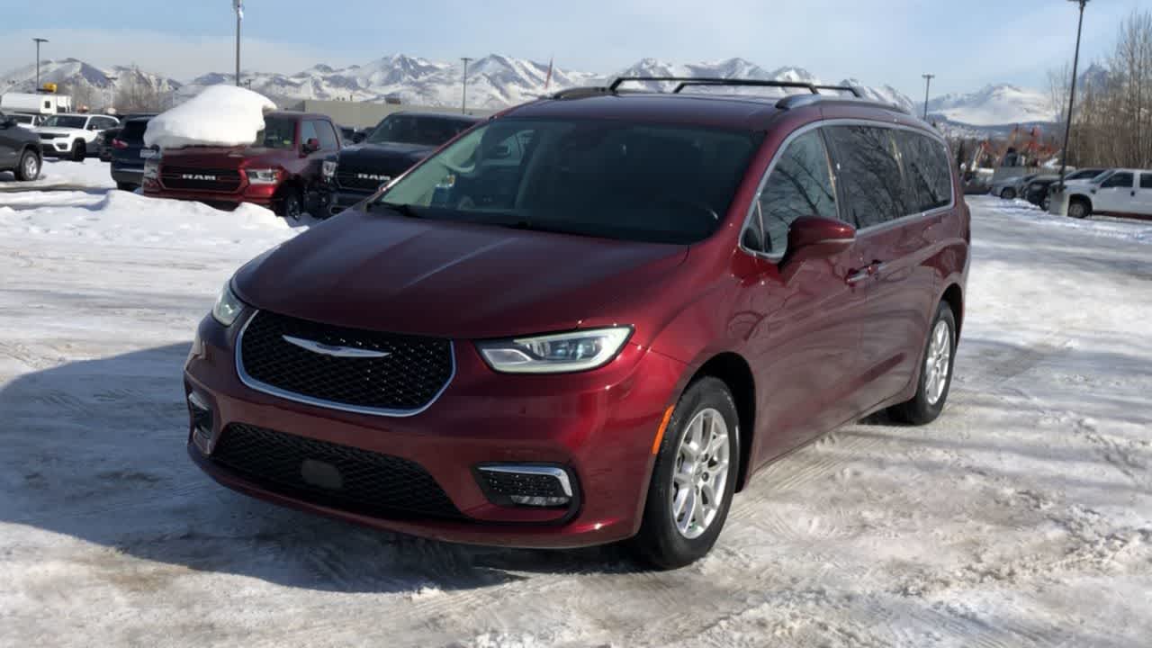 used 2021 Chrysler Pacifica car, priced at $23,999