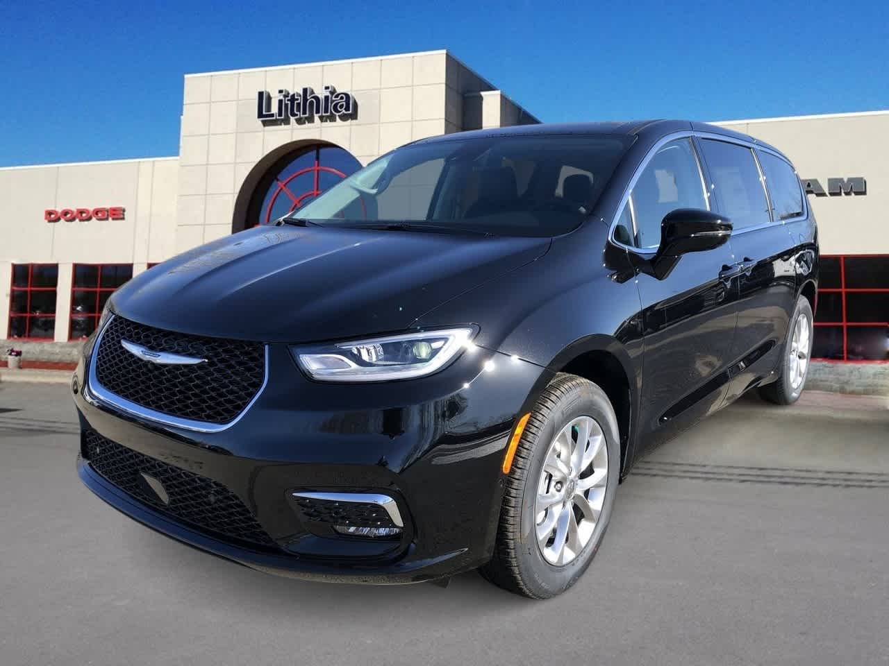 new 2024 Chrysler Pacifica car, priced at $46,660