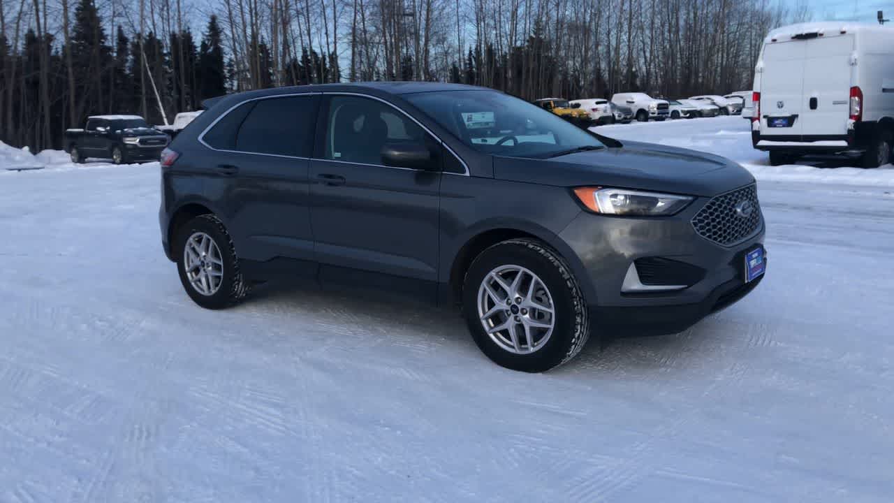 used 2024 Ford Edge car, priced at $32,990