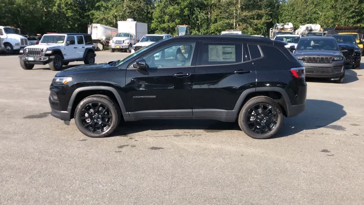 new 2024 Jeep Compass car, priced at $33,225