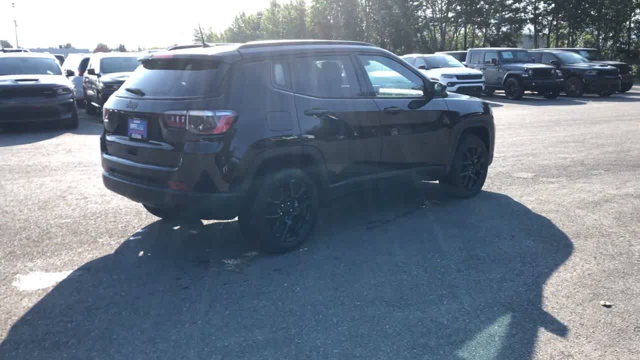 new 2024 Jeep Compass car, priced at $33,225