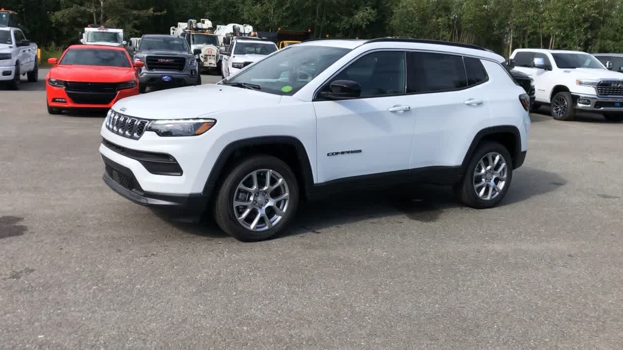 new 2024 Jeep Compass car, priced at $31,534